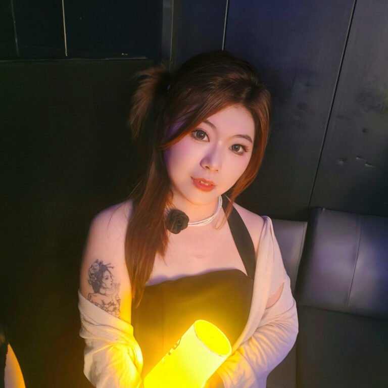 Trendy Tattoo Stickers