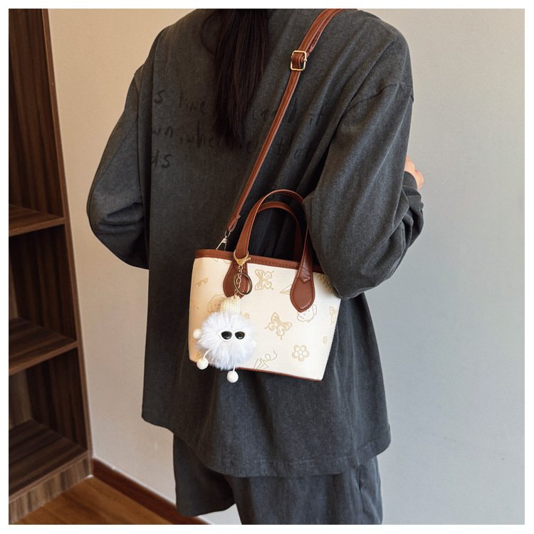 详情_12 Bucket bag for women with all-over print. Lightweight summer shoulder handbag. Fits all your daily essentials