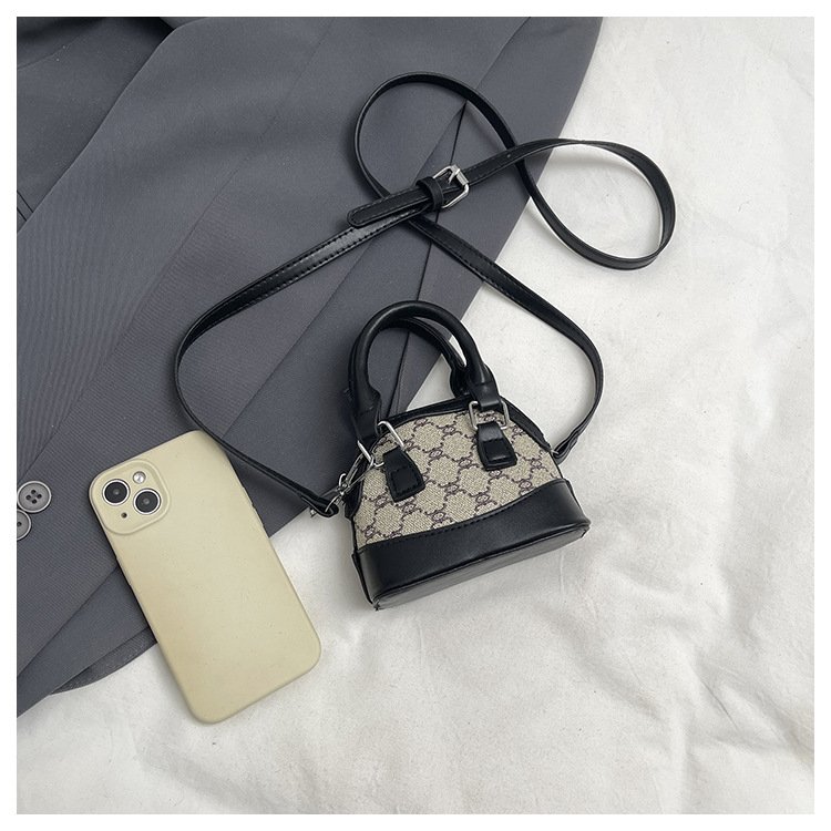 详情_25 Mini satchel bag in shell shape. Small PU leather crossbody purse for women
