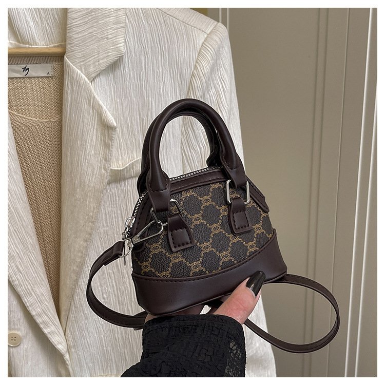详情_30 Mini satchel bag in shell shape. Small PU leather crossbody purse for women