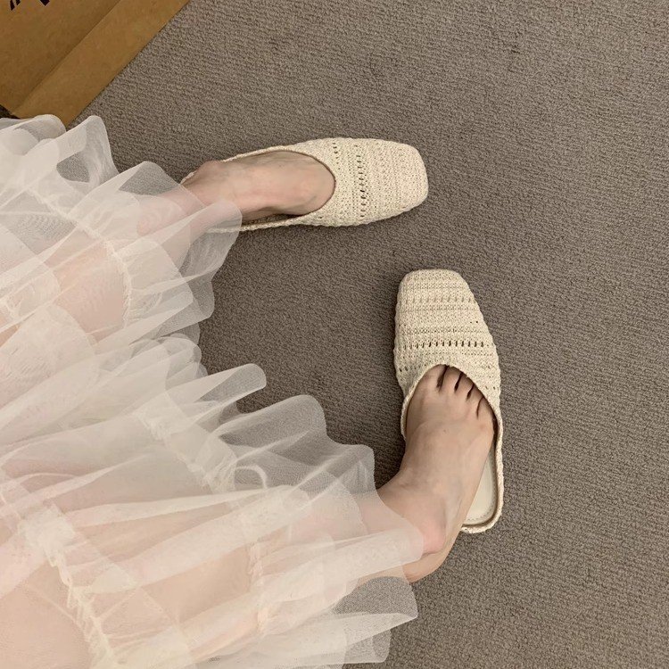 Closed toe flat sandals with slip on design. Breathable summer slides for work or daily wear.