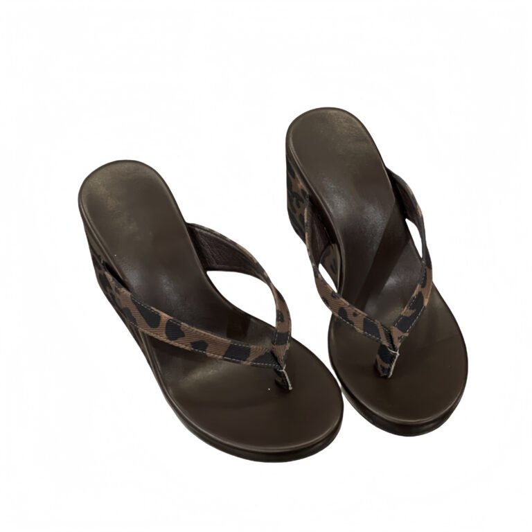 Wedge flip flops with platform sole. Height boosting beach sandals for women. Comfortable and stylish. Available in Black, Dark Brown, and Leopard. Free shipping $38+.