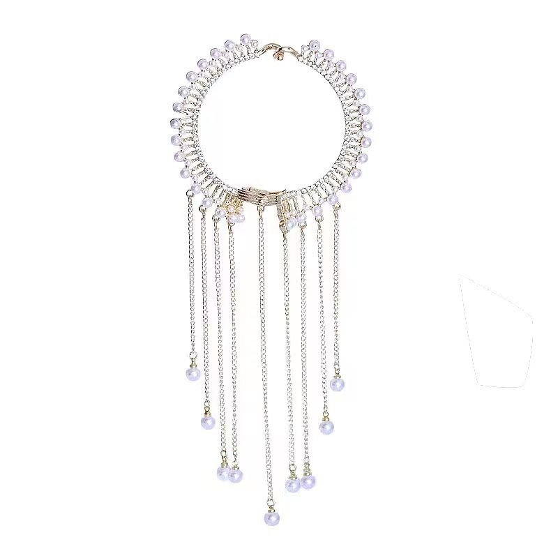 主图_06 Pearl hair clip with tassel and chain details. Twist clamp for buns and updos. Elegant bridal hair accessory.