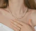 Pearls are the **pearl jewelry trend 2026** — reimagined with baroque silhouettes, pearl chokers and mixed metals. Here’s how to style the look.